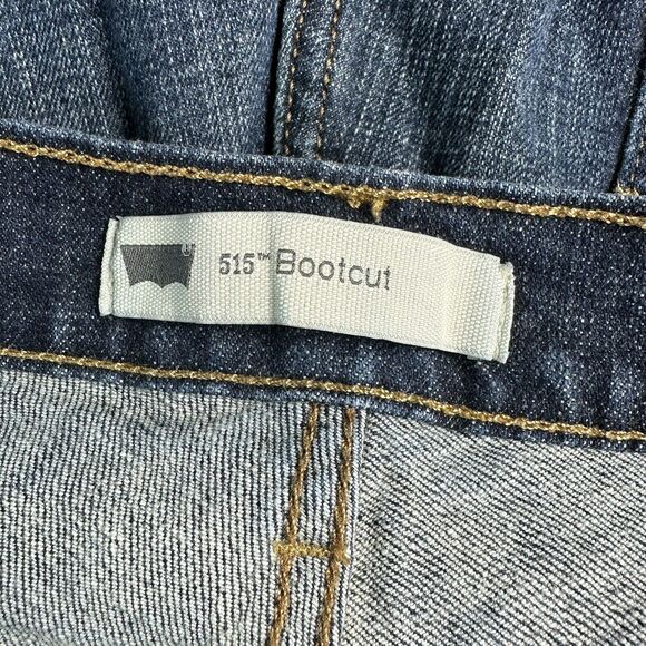 Levi's 515 Boot Cut Women's Size 6 Blue Mid Rise Jeans Denim Pants 29x31 - Picture 7 of 11
